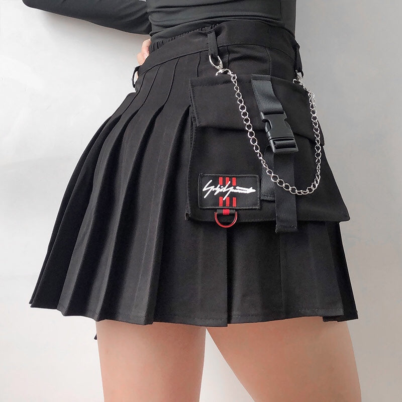 Wenkouban - Irregular Pleated Chain Skirt