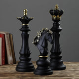 Christmas Gift 1Pcs Resin Chess Pieces Board Games Accessories International Chess Figurines Retro Home Decor Simple Modern Chessmen Ornaments