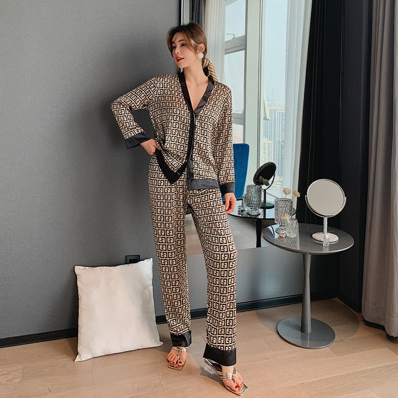 Wenkouban Women's Pajamas Set Letters Partern 3 Pieces Robe Sling Shorts Sleepwear Silk Like Fashion Female Home Clothes Nightwear