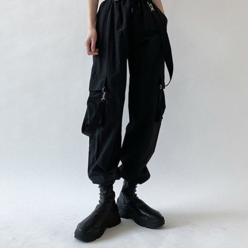 Wenkouban Goth Cargo Pants Women Punk Capris Pants Harajuku High Waist Pants Oversize Detachable Strap Casual Trousers Emo Techwear