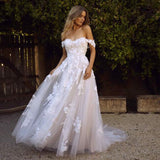 Lace Beach Wedding Dresses 2022 Off the Shoulder Appliques A Line Boho Bride Dress Princess Wedding Gown Robe De Mariee